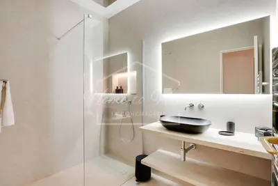 Salle de bains dans l'établissement Le Marais Luxury & Charm 70m of Design