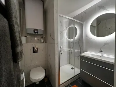 Salle de bains dans l'établissement Apartment Paris Bail Mobility