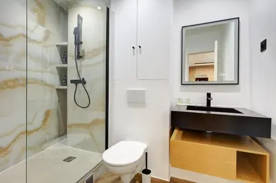 Salle de bains dans l'établissement Bluestay 122 - Superb apartment