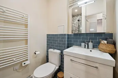 Salle de bains dans l'établissement Le Studaunien - Studio à 7min de Paris
