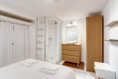 Un ou plusieurs lits dans un hébergement de l'établissement Bluestay 214 - Superb apartment in Paris