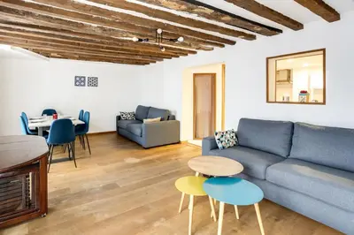 Coin salon dans l'établissement Bluestay 214 - Superb apartment in Paris