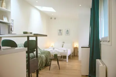 Un ou plusieurs lits dans un hébergement de l'établissement Penbed - Montparnasse 2 - Studio
