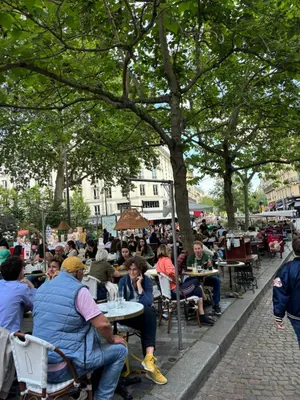 Clients de l'établissement Paris - Elégant Apt Rue Mouffetard - Prestation de Luxe