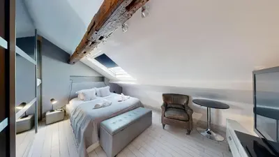 Télévision ou salle de divertissement dans l'établissement Bluestay 201 - Superb apartment in Paris