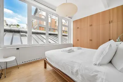 Un ou plusieurs lits dans un hébergement de l'établissement 145 sq meter Loft with AC