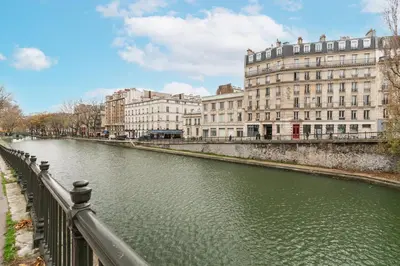 Vue sur la rivière ou le fleuve situé(e) à proximité de l'appartement