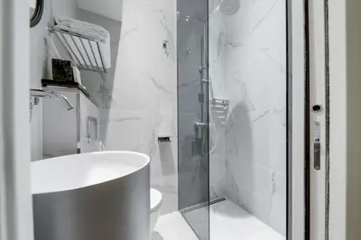 Salle de bains dans l'établissement Bluestay 74 - Superb apartment