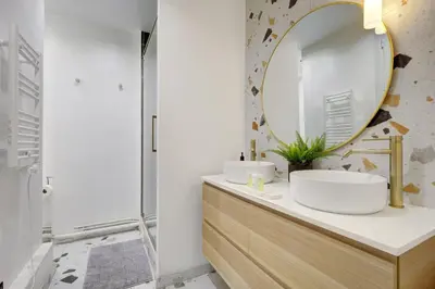 Salle de bains dans l'établissement Bluestay 123 - Superb apartment in Paris