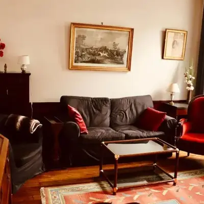Spacious & Quiet Flat