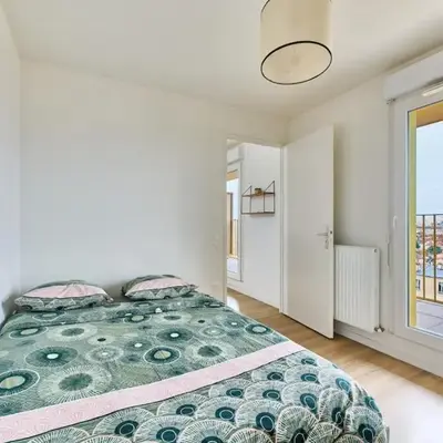 Apartment 10 minutes from Paris well connected-Metro 4