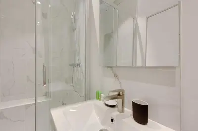Salle de bains dans l'établissement Elegant 1BR - 4P - Eiffel Tower - Trocadero