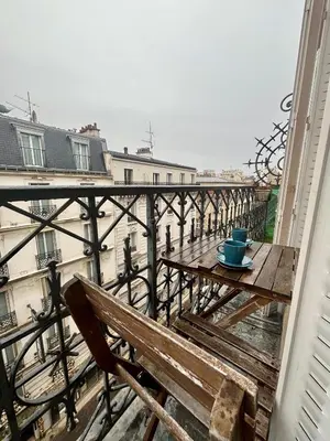 Balcon ou terrasse dans l'établissement Appartement Tour Eiffel Lecourbe Paris