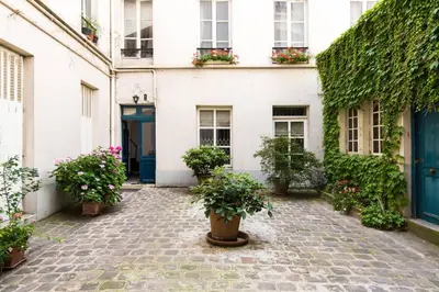 Jardin de l'établissement Small Triplex