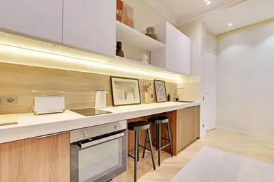 Cuisine ou kitchenette dans l'établissement Petit Luxe Parisien - 2P - parc monceau