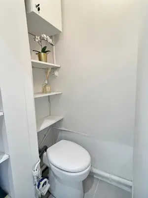 Salle de bains dans l'établissement Studio Parc-Expo Vanves Paris 15ième