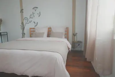 Un ou plusieurs lits dans un hébergement de l'établissement Visiter et travailler près de Paris - Kalula