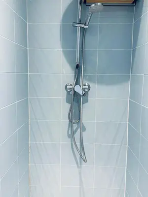 Salle de bains dans l'établissement Le Refuge Bohème