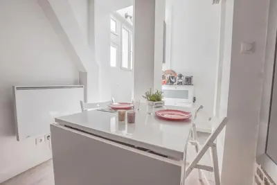Plan de l'établissement Studio paisible Paris 10ème - Canal St Martin