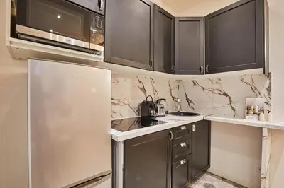 Cuisine ou kitchenette dans l'établissement Sublime apartment in the heart of Paris 8 people FBMAR4