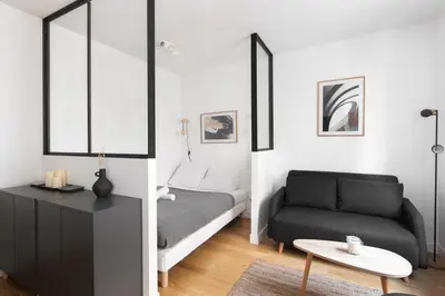 Un ou plusieurs lits dans un hébergement de l'établissement GuestReady - Cozy Parisian Escape for 2