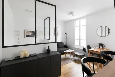 Coin salon dans l'établissement GuestReady - Cozy Parisian Escape for 2