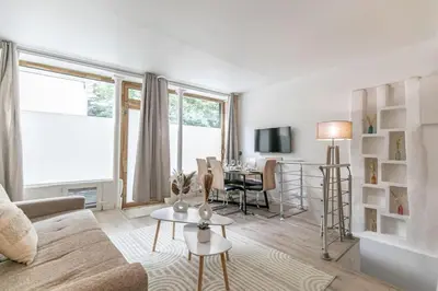 Coin salon dans l'établissement Cosy appartement Paris 20e