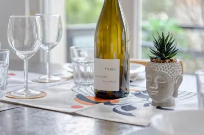 Boissons dans l'établissement Appartement cosy parking privé