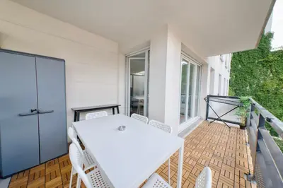 Balcon ou terrasse dans l'établissement Appartement cosy parking privé