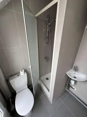 Salle de bains dans l'établissement Bohemian cosy flat