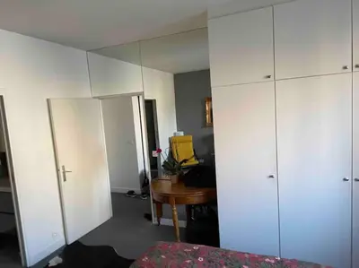 Cuisine ou kitchenette dans l'établissement Paris 16e arrondissement superbe 45 m2 plein sud