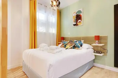 Un ou plusieurs lits dans un hébergement de l'établissement Charming apartment with AC -1BR-3P- Sentier