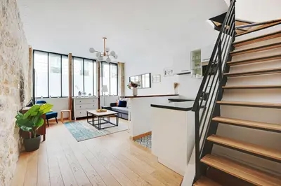 Plan de l'établissement Duplex pour 6 a Republique Confort et Centralite
