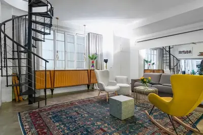 Coin salon dans l'établissement Loft Maison PARIS Gare Est Nord