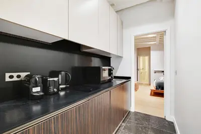 Cuisine ou kitchenette dans l'établissement Pick A Flat's Apartment in Palais Royal - Rue de Richelieu