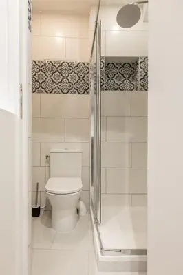 Salle de bains dans l'établissement Raymond - Cosy studio proche Montparnasse