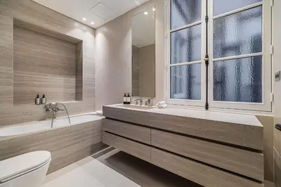 Salle de bains dans l'établissement Oniri - Serviced Apartments in Louvre - Rue de Rivoli