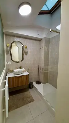 Salle de bains dans l'établissement Paris Saint germain amazing Odéon