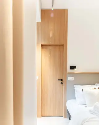 Un ou plusieurs lits dans un hébergement de l'établissement Apartment center of Paris with terrace by Studio Prestige