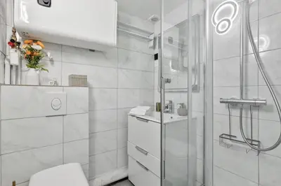 Salle de bains dans l'établissement Studio Herold - Place de Victoires by B'Your Home