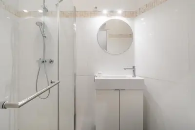 Salle de bains dans l'établissement Appartement cosy à 2 min de Paris 16 ème