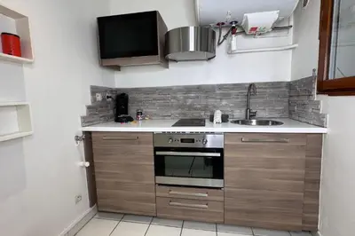 Cuisine ou kitchenette dans l'établissement Studio Bercy - Terrasse - Paris