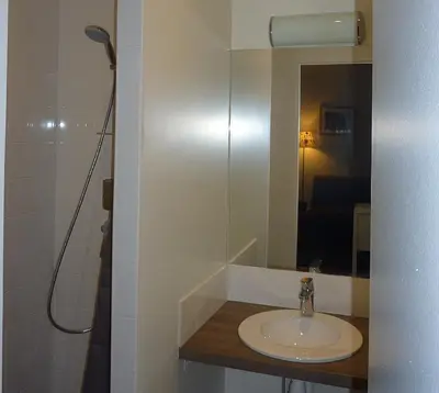 Salle de bains dans l'établissement Tour Eiffel Beaugrenelle