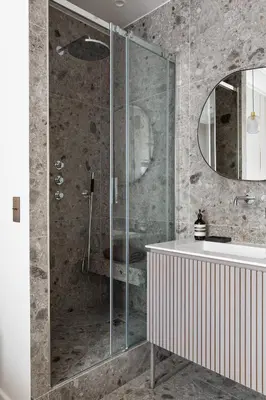Salle de bains dans l'établissement HIGHSTAY - Luxury Serviced Apartments - Arc de Triomphe