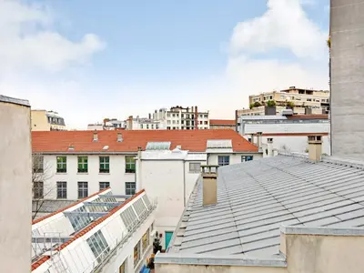 Vue générale sur Paris ou vue de la ville depuis l'appartement
