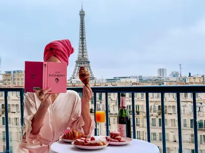Boissons dans l'établissement Best Eiffel Tower View Apartment