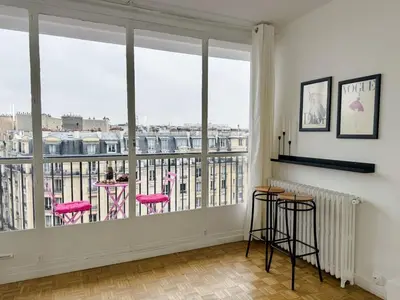 Balcon ou terrasse dans l'établissement Best Eiffel Tower View Apartment