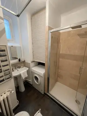 Salle de bains dans l'établissement Le Fleury
