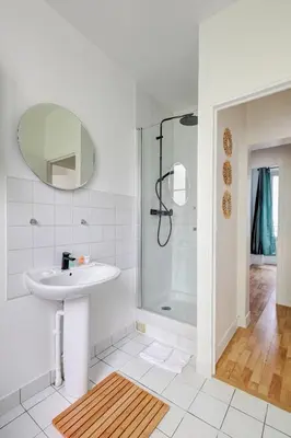 Salle de bains dans l'établissement Le Bellanger - Duplex tout équipé proche Paris