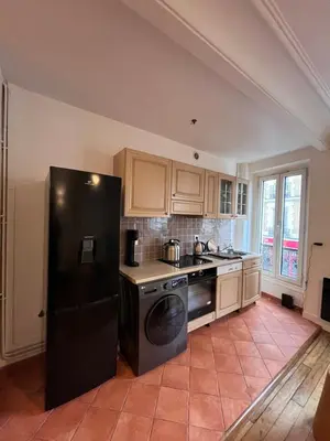 Cuisine ou kitchenette dans l'établissement Nid amour Montmartre